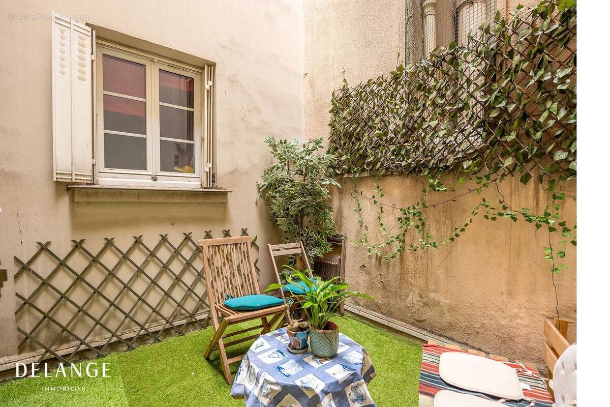 Appartement à PARIS-5E