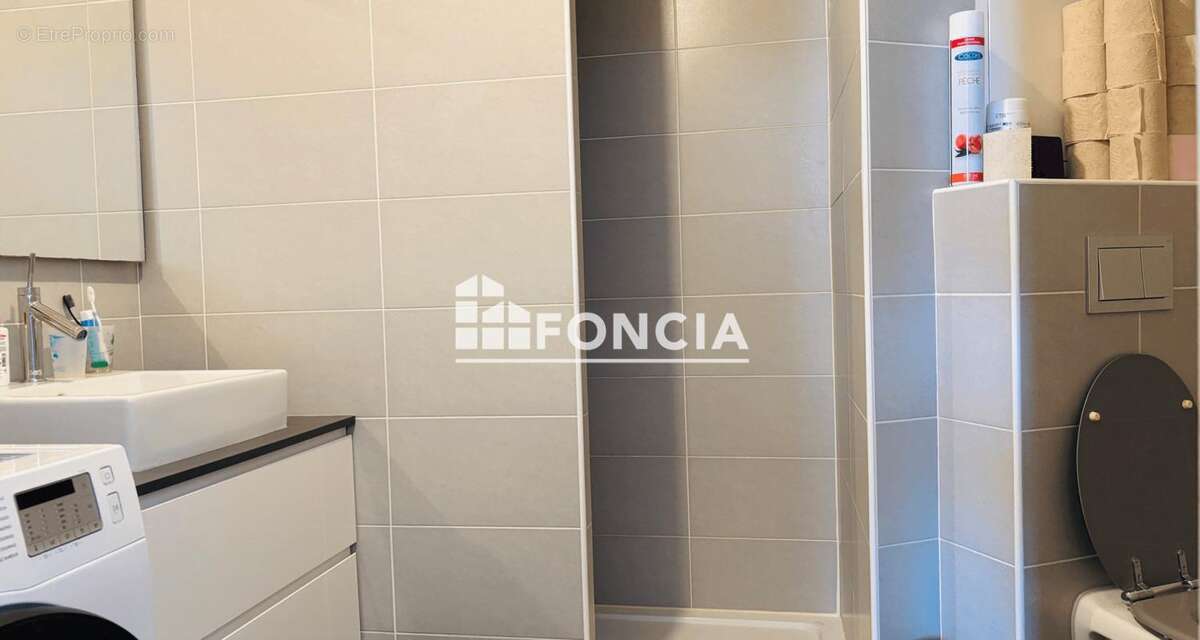 Appartement à MEYLAN