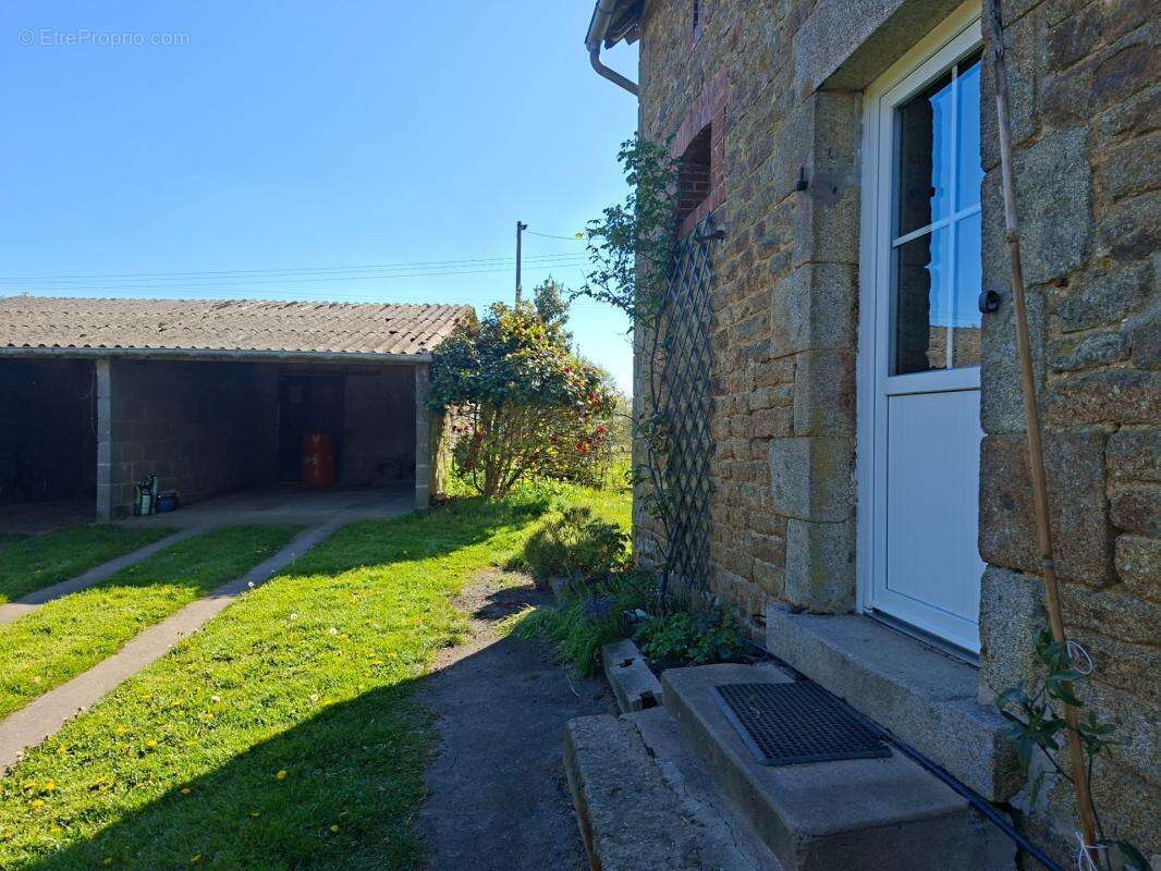 Propriété Corps de ferme SAINT DENIS DE GASTINES (53) - photo 15