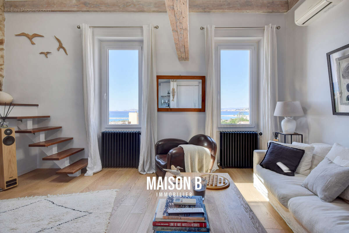 Appartement à MARSEILLE-8E