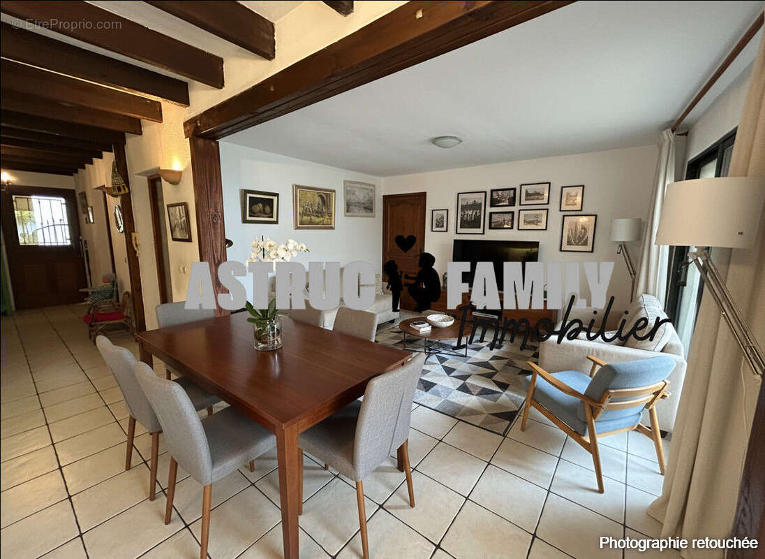 Maison à AIGUES-MORTES