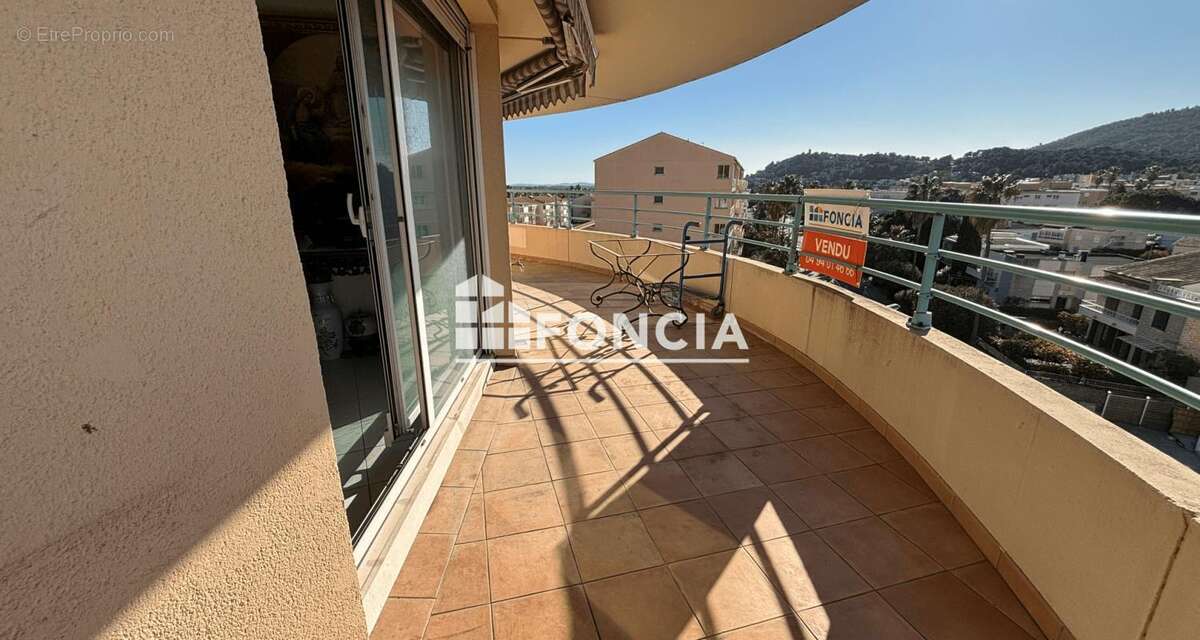 Appartement à HYERES