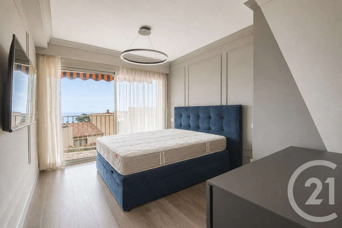 Appartement à VILLEFRANCHE-SUR-MER