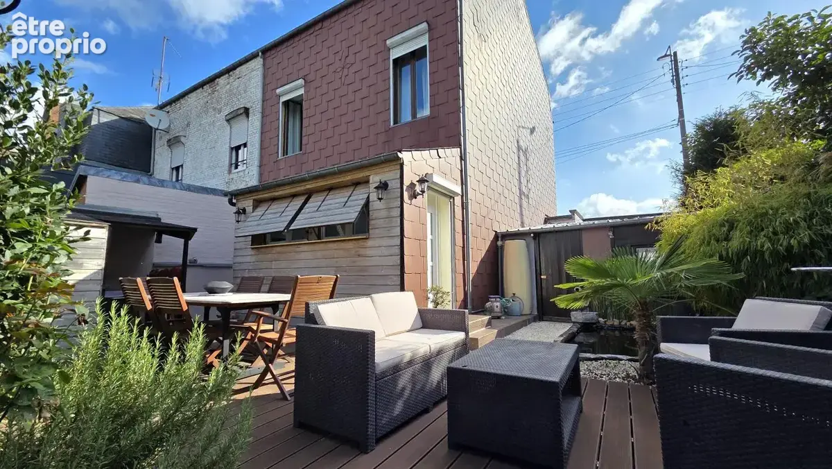 Magnifique maison semi individuelle avec garage située en centre ville de Fourmies - photo 2