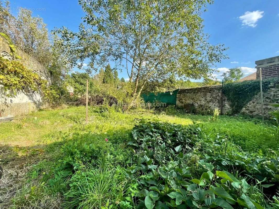 Maison à AMBLAINVILLE