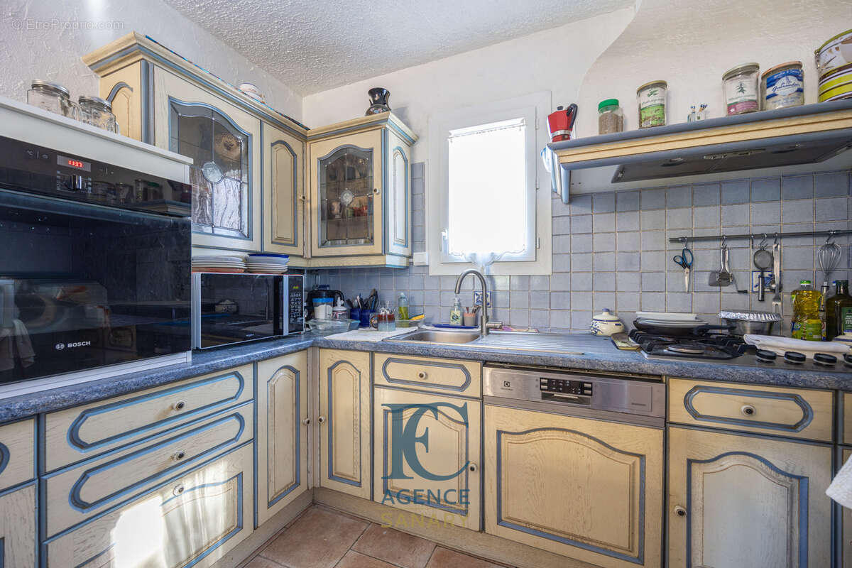 Maison à LE CASTELLET