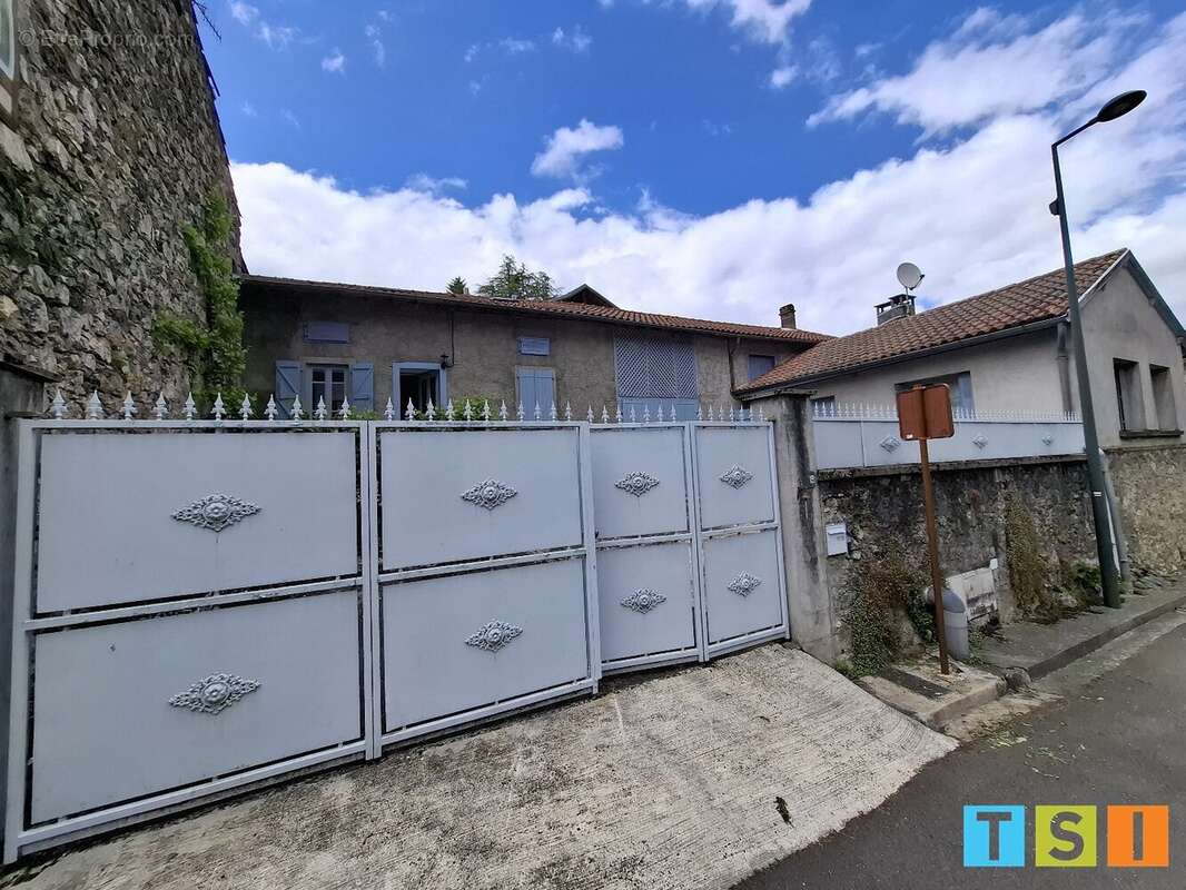 Maison à SAINT-PE-D'ARDET