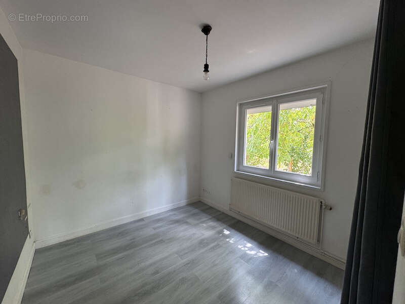 Maison individuelle avec jardin 1800m2 - photo 6