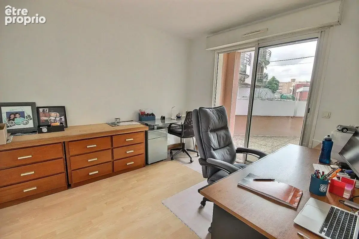 Haut de Billère : Appartement de 115 m² avec terrasse de 43 m², le confort d’une maison sans son entretien - photo 7