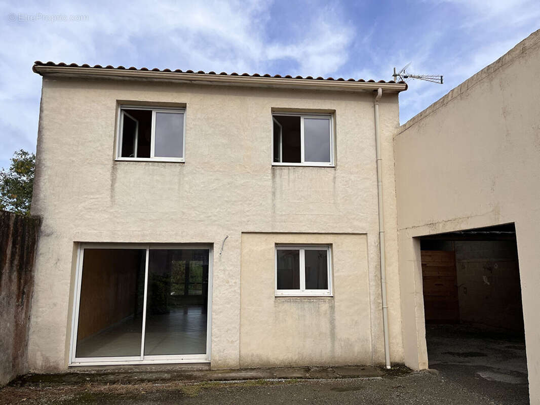 Maison à SAINT-CHRISTOPHE-DU-LIGNERON