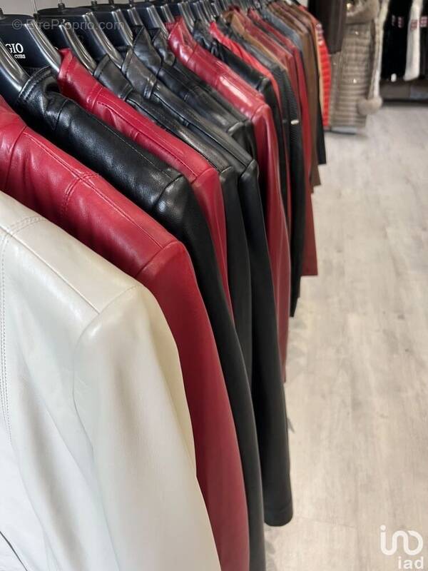 Photo 1 - Commerce à TOURS