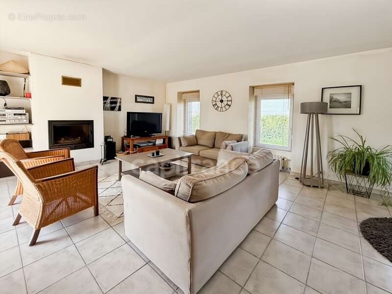 Maison à LE RELECQ-KERHUON