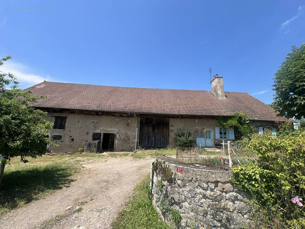 Maison à MARCILLY-LA-GUEURCE