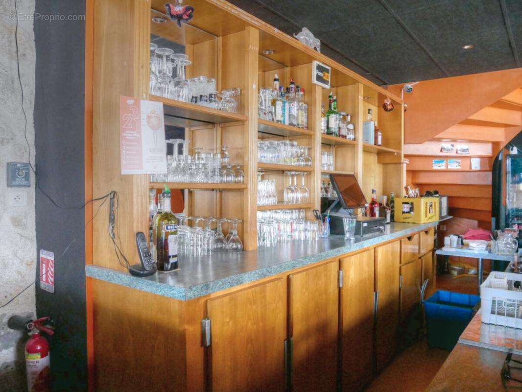 Commerce à BARBASTE