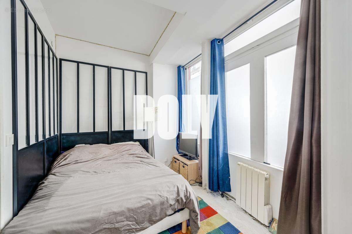 Appartement à PARIS-9E