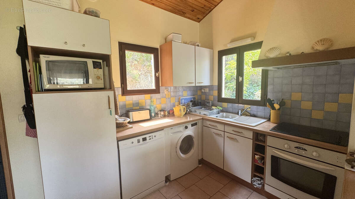 Coup de cœur à Bormes-les-Mimosas   Maison T4 avec vue sur les collines - photo 6