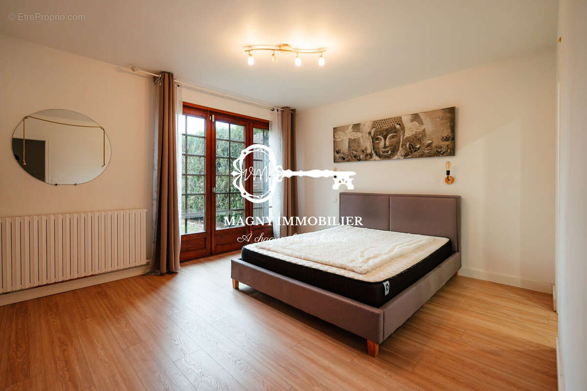 Maison à SAINT-PIERRE-EN-FAUCIGNY