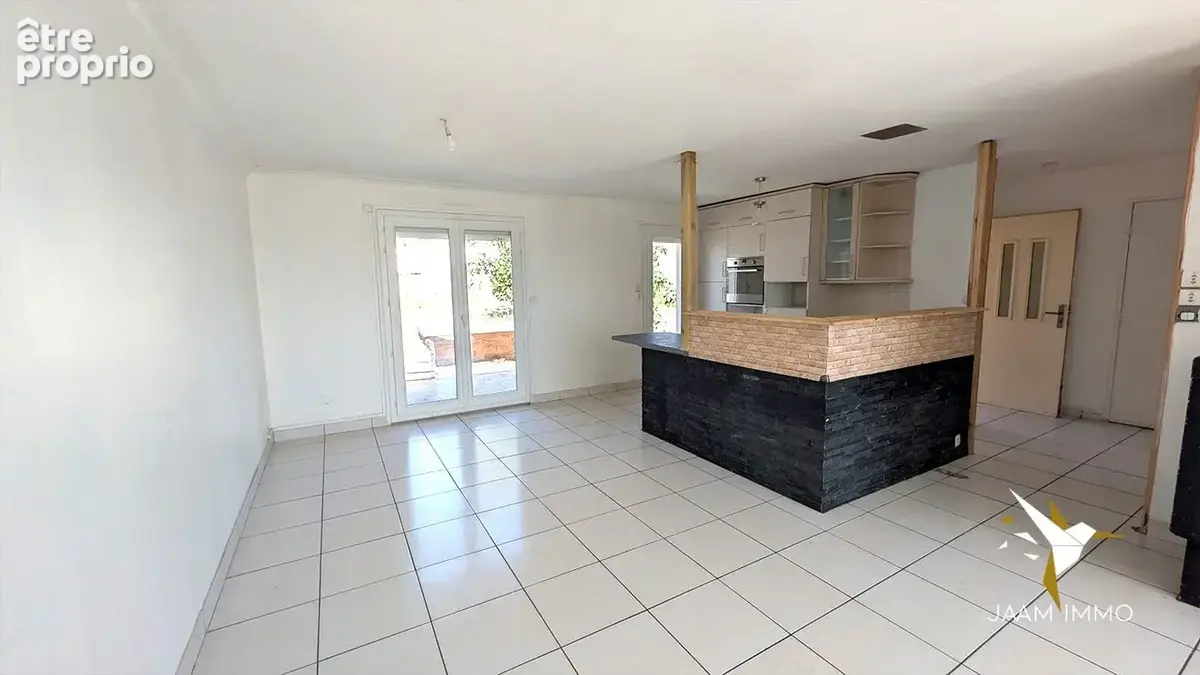 Maison 4 pièces 107 m² à vendre à Montmerle-Sur-Saone (01090) - photo 8
