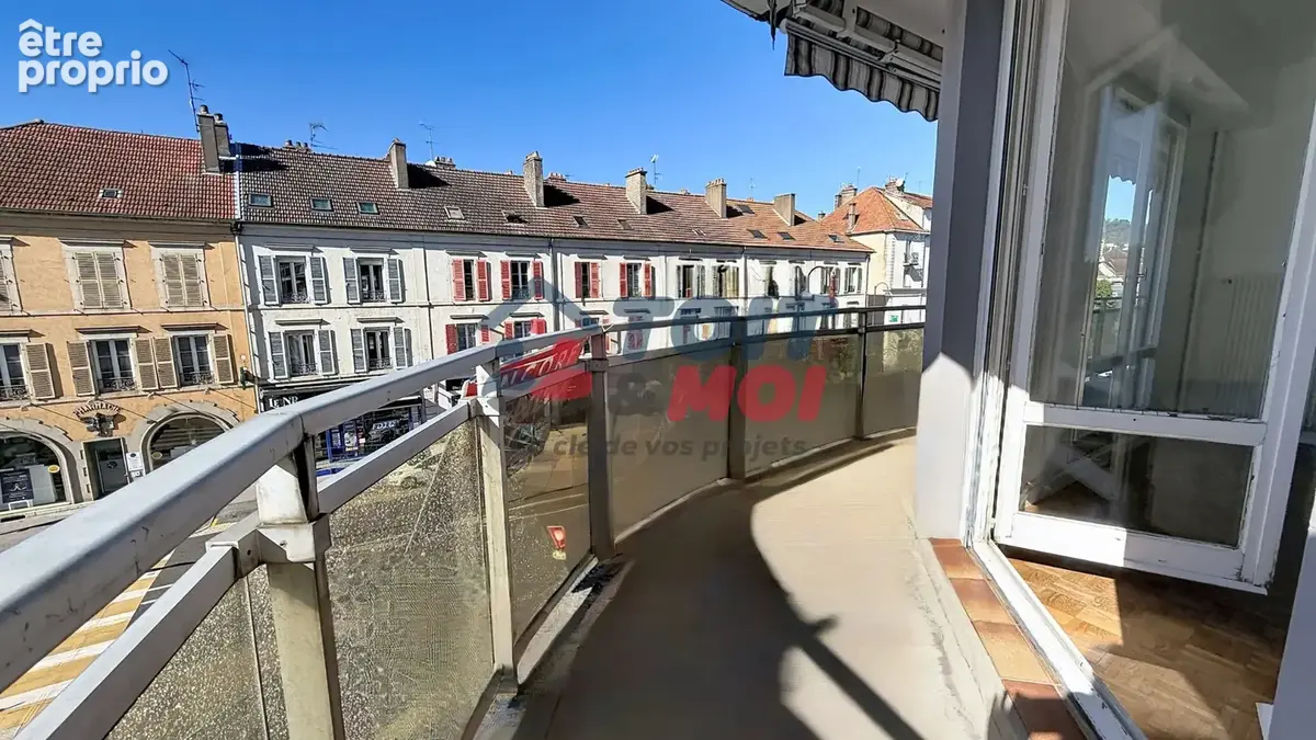 Appartement T4 de 87 m2 entièrement rénové   Double séjour   Balcon - photo 3