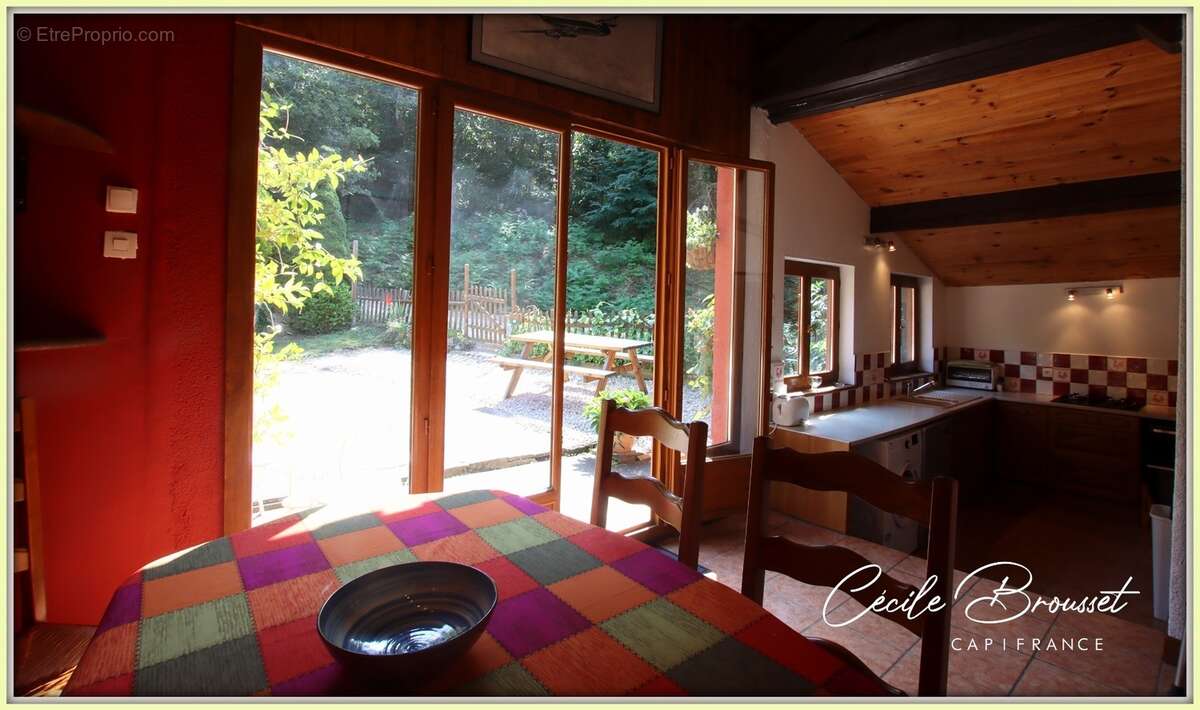 Propriete à vendre 10 pièces SAINT LAURENT DE CERDANS (66) - photo 27