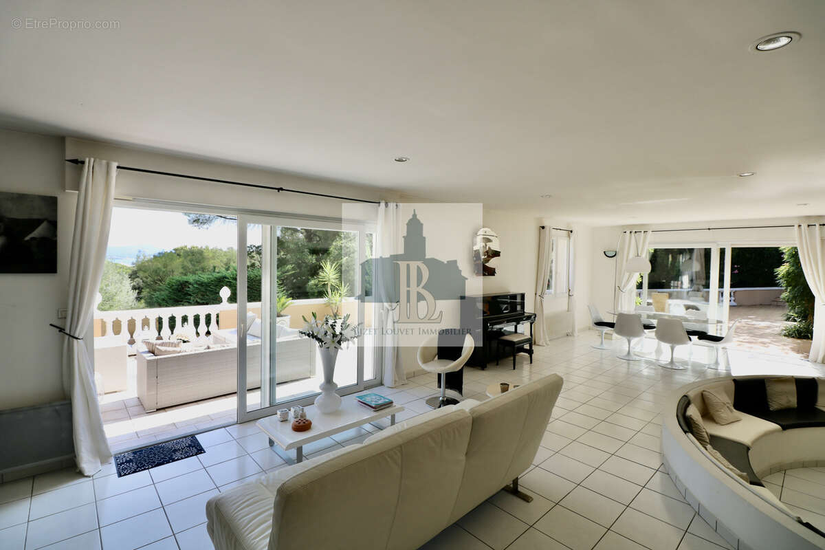 Gassin, villa, vue mer de l'étage, aux portes de Saint-Tropez, - photo 5