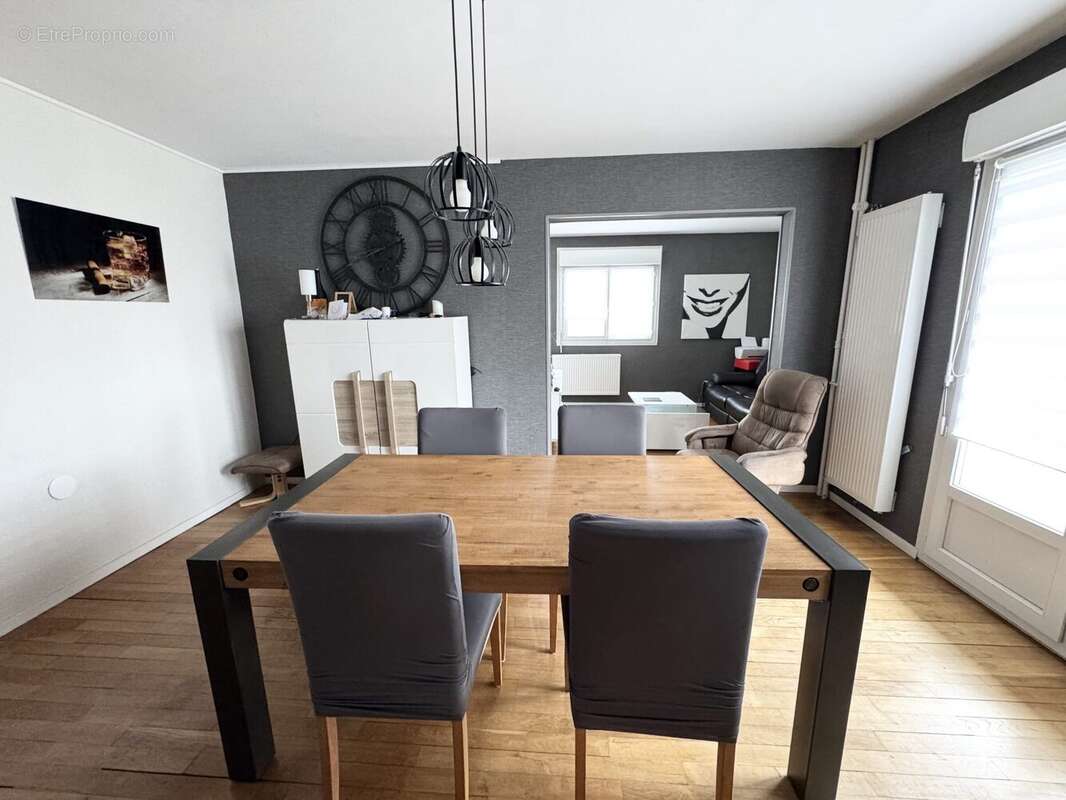 Appartement à SAINT-ANDRE-LES-VERGERS