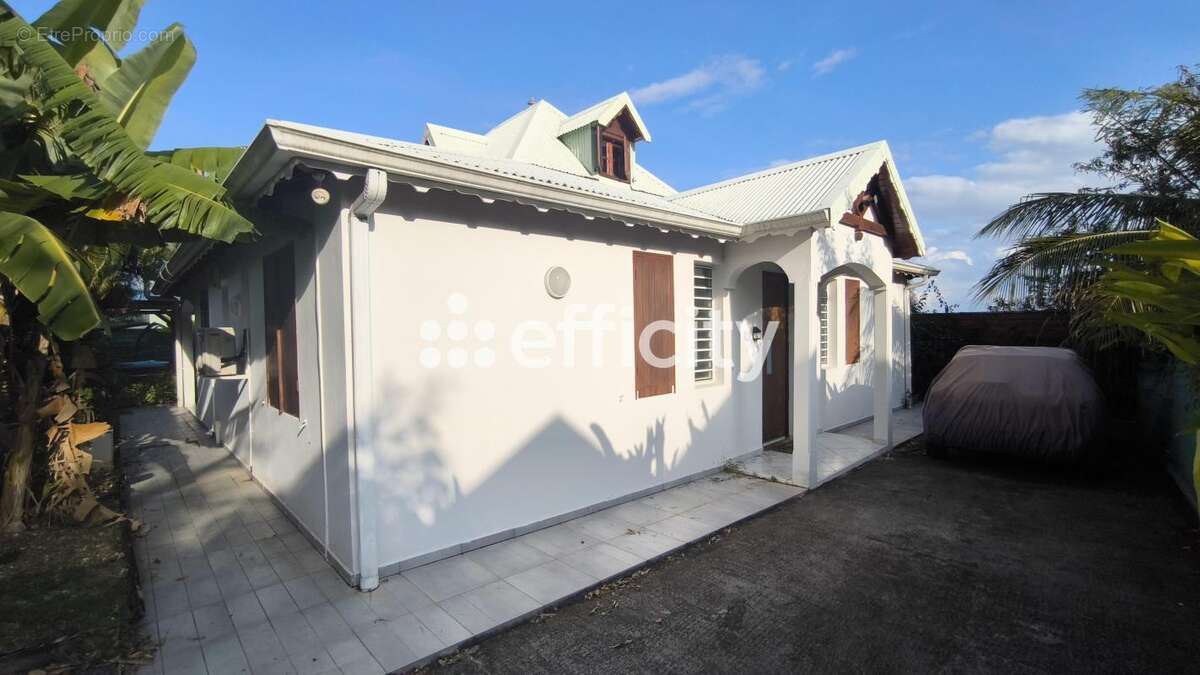 Maison à SAINT-FRANCOIS