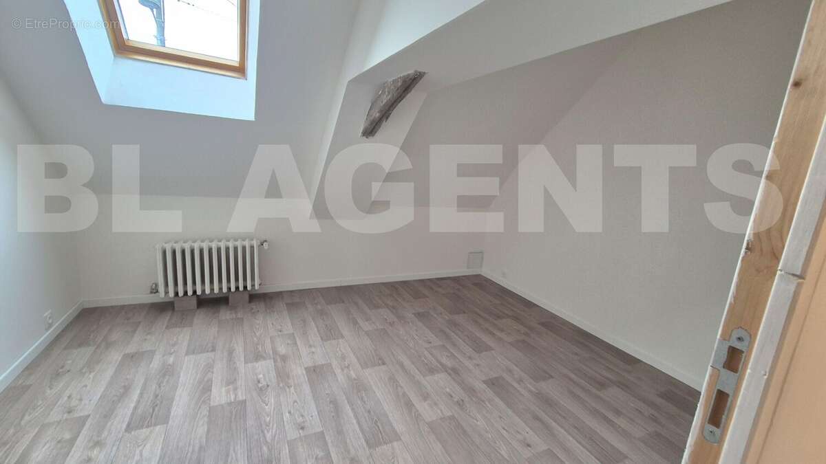 PHOTO 13 - Maison à TELOCHE