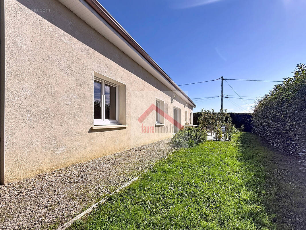 Maison à SAINTE-FEREOLE