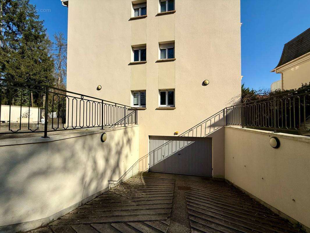 Appartement à LAMORLAYE