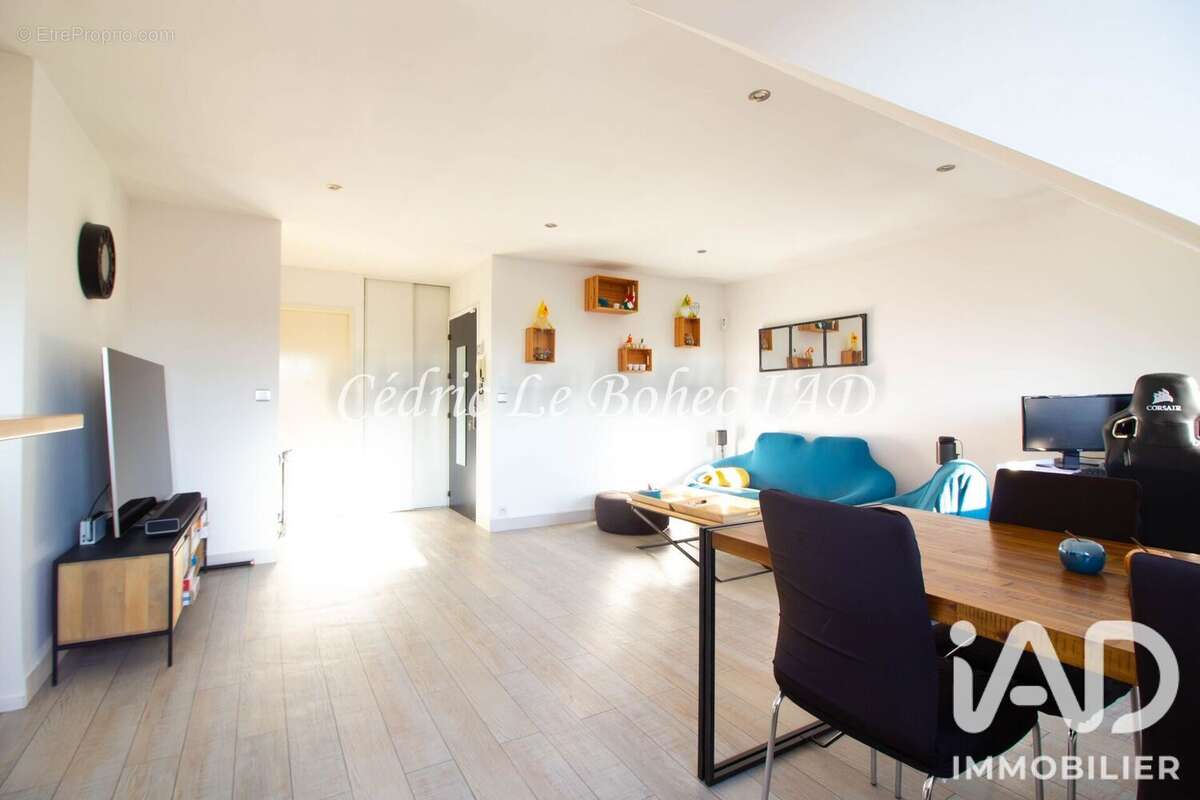 Appartement 61 m² à Saint-Prix  - photo 6