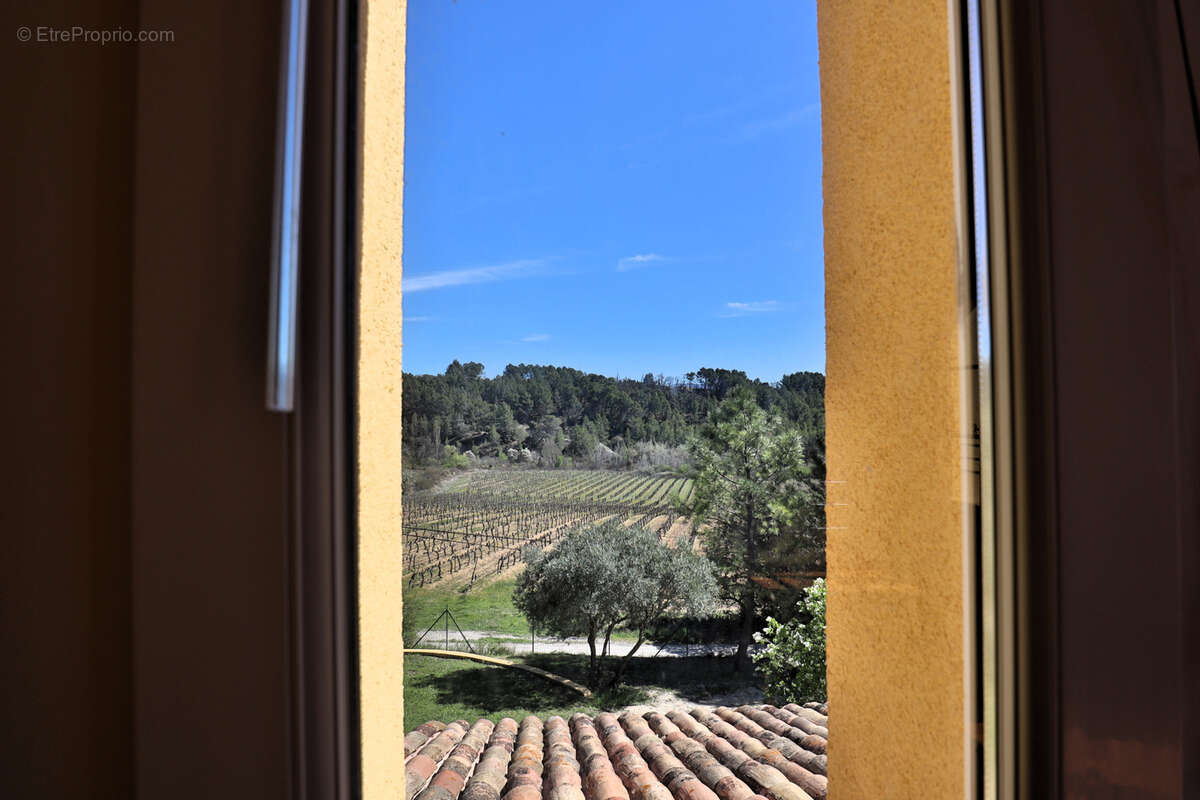 Maison à SAINT-SATURNIN-LES-APT