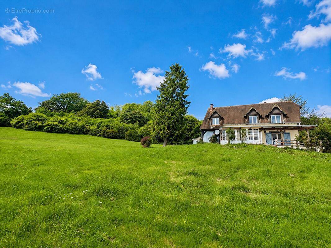 Maison à HERMIVAL-LES-VAUX