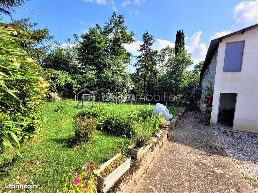 Maison à LABASTIDE-SAINT-GEORGES