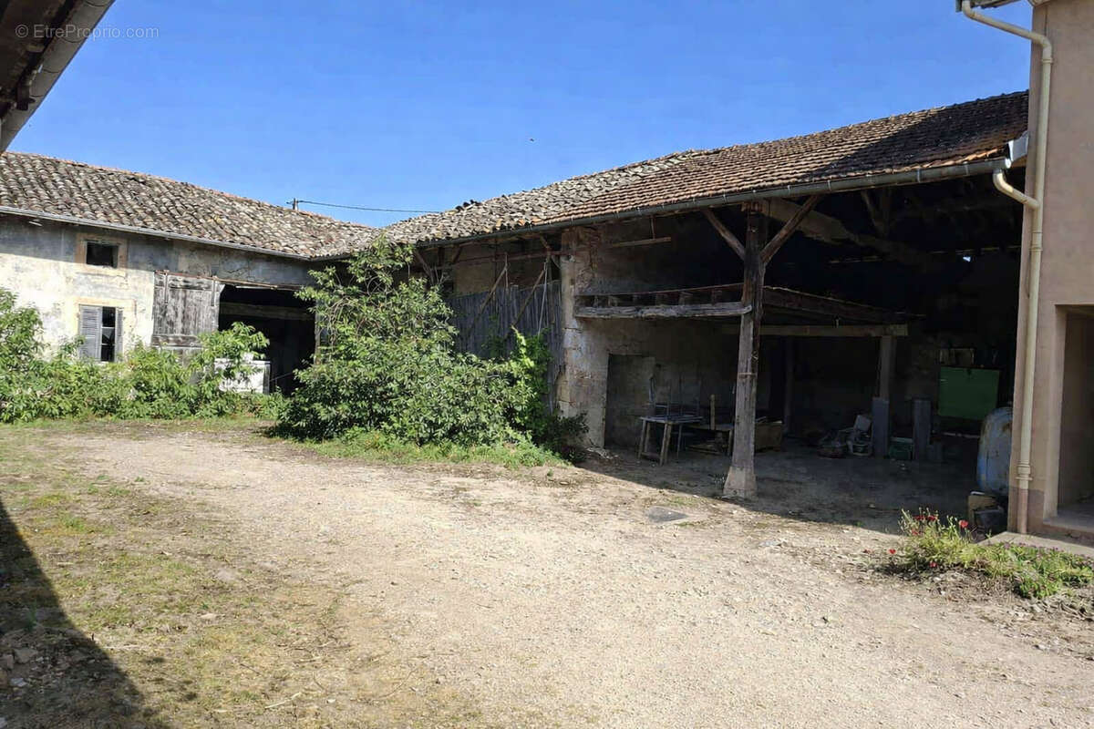 Maison à FEILLENS