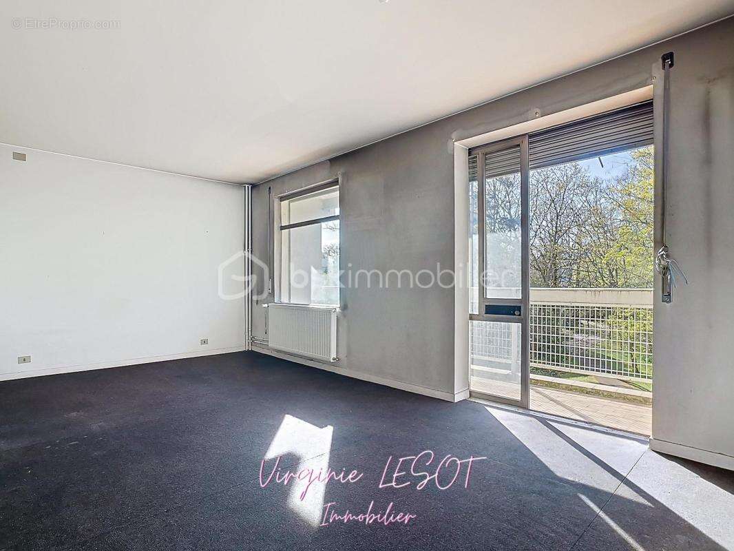 Appartement à VAIRES-SUR-MARNE