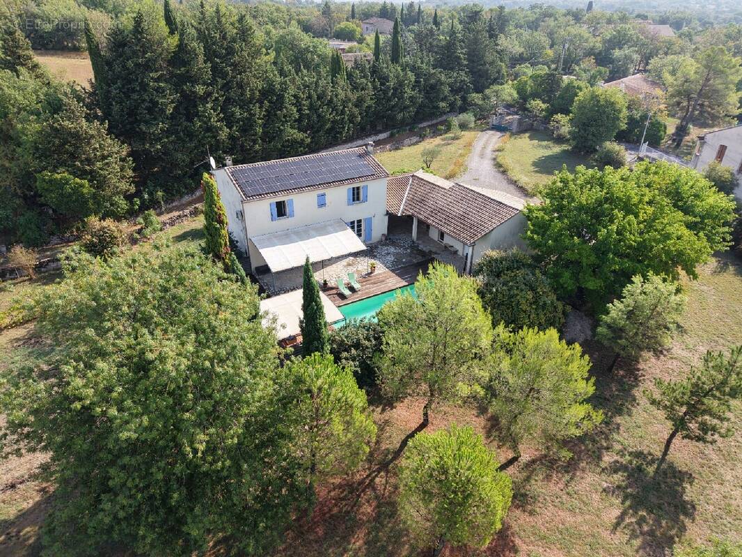 Maison à MONOBLET