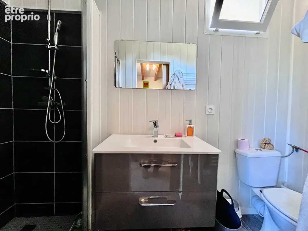 Secteur Villeneuve-sur-Lot, découvrez cette maison de plain-pied de 147 m², comprenant également un appartement indépendant, le  - photo 12