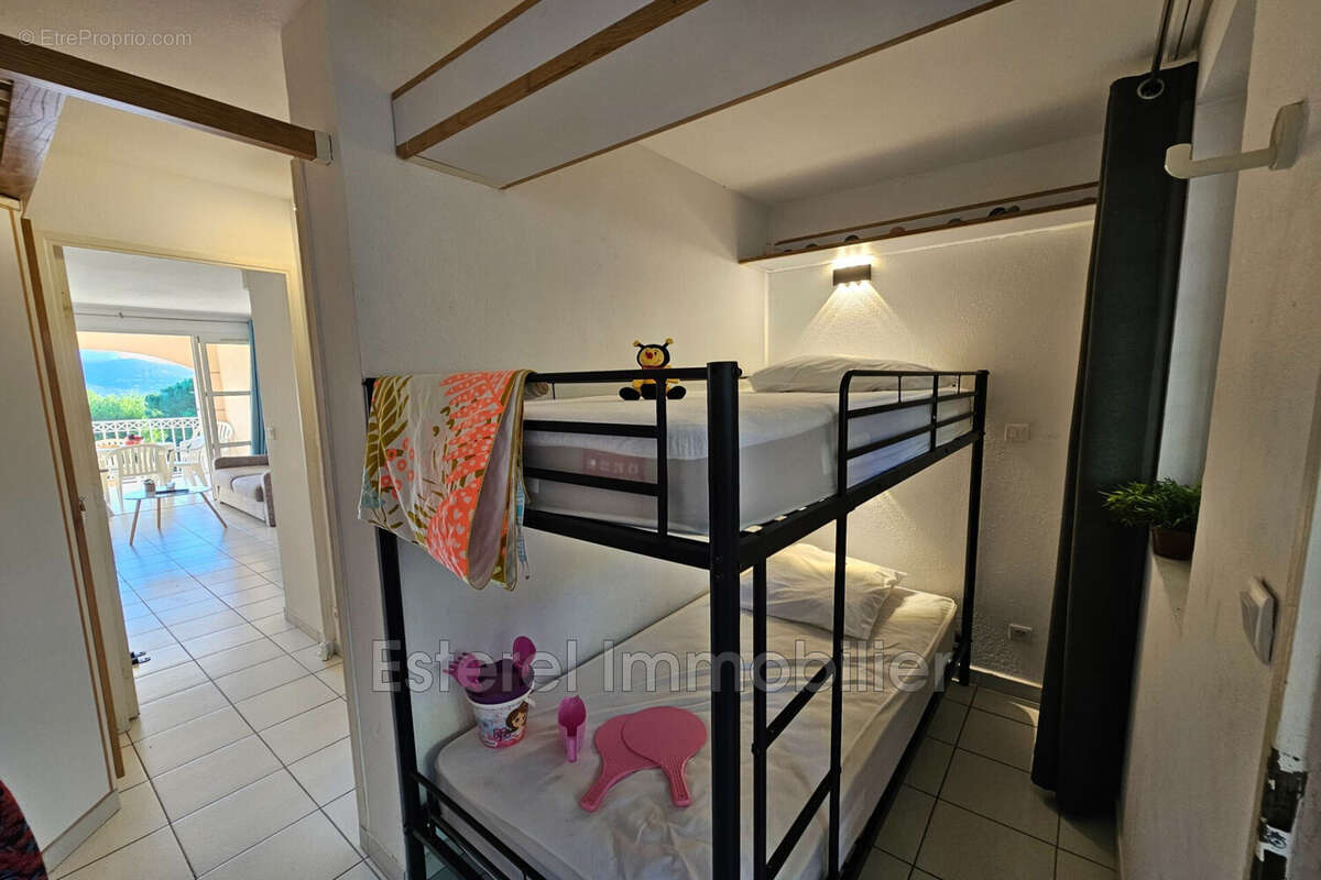 Appartement 23 m² à Saint-Raphael  - photo 5