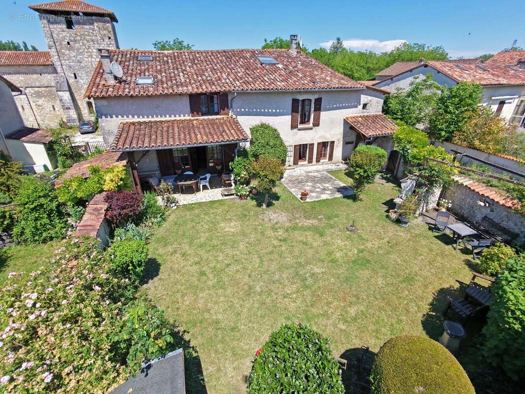 Maison à RIBERAC