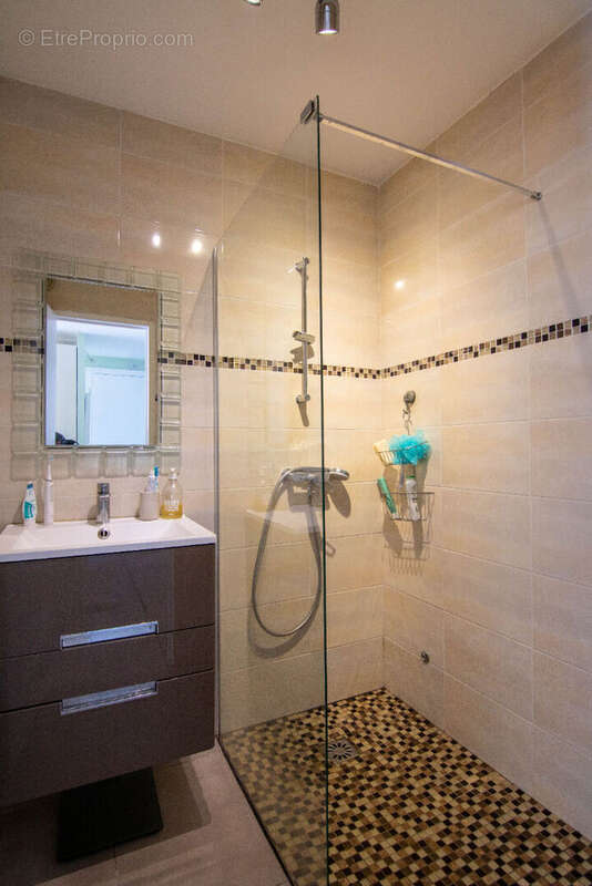 Appartement à MOUGINS