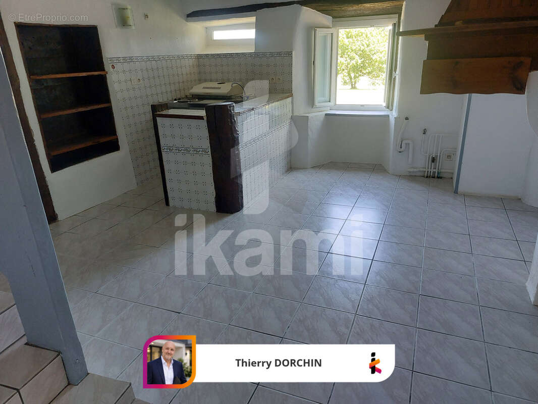 Ensemble immobilier de rapport au cœur du Pays Basque   5 appartements, dépendances et fort potentiel de dével - photo 4