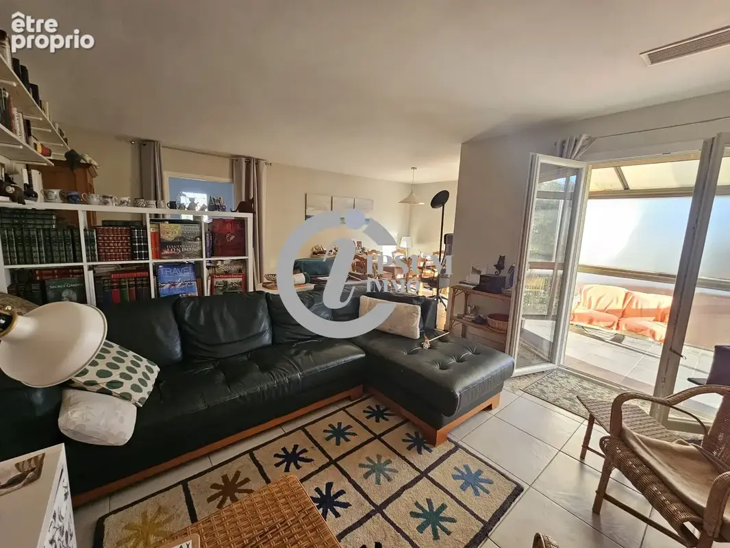 Appartement 4 pièces 115 m² à vendre à Mauguio (34130) - photo 2
