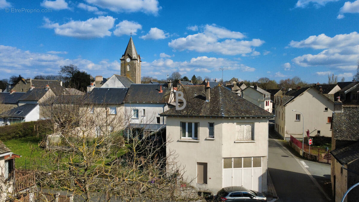 Maison à AURIAC-LAGAST