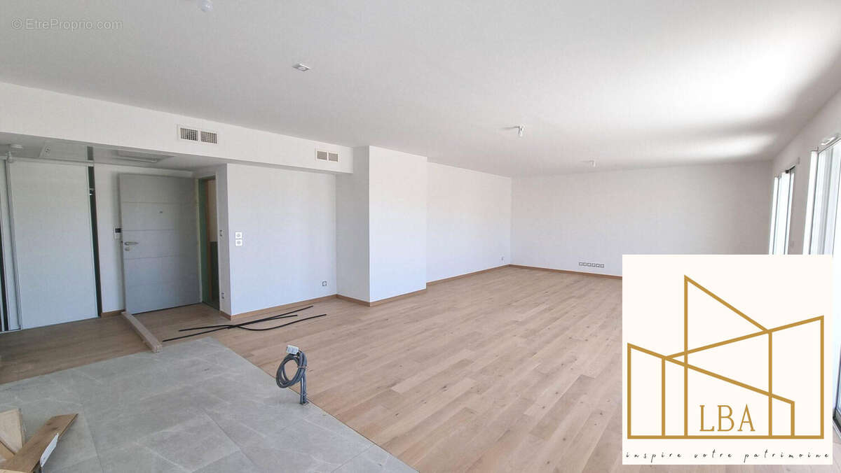 Appartement à MARSEILLE-8E