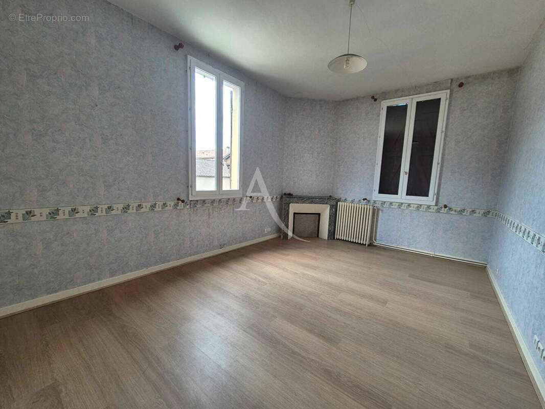 Maison à SAINT-JUSTIN