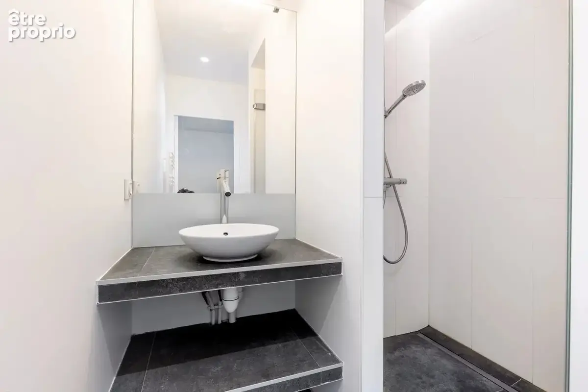 Paris 8e – Triangle d'Or – Studio à vendre – 19m² - photo 3