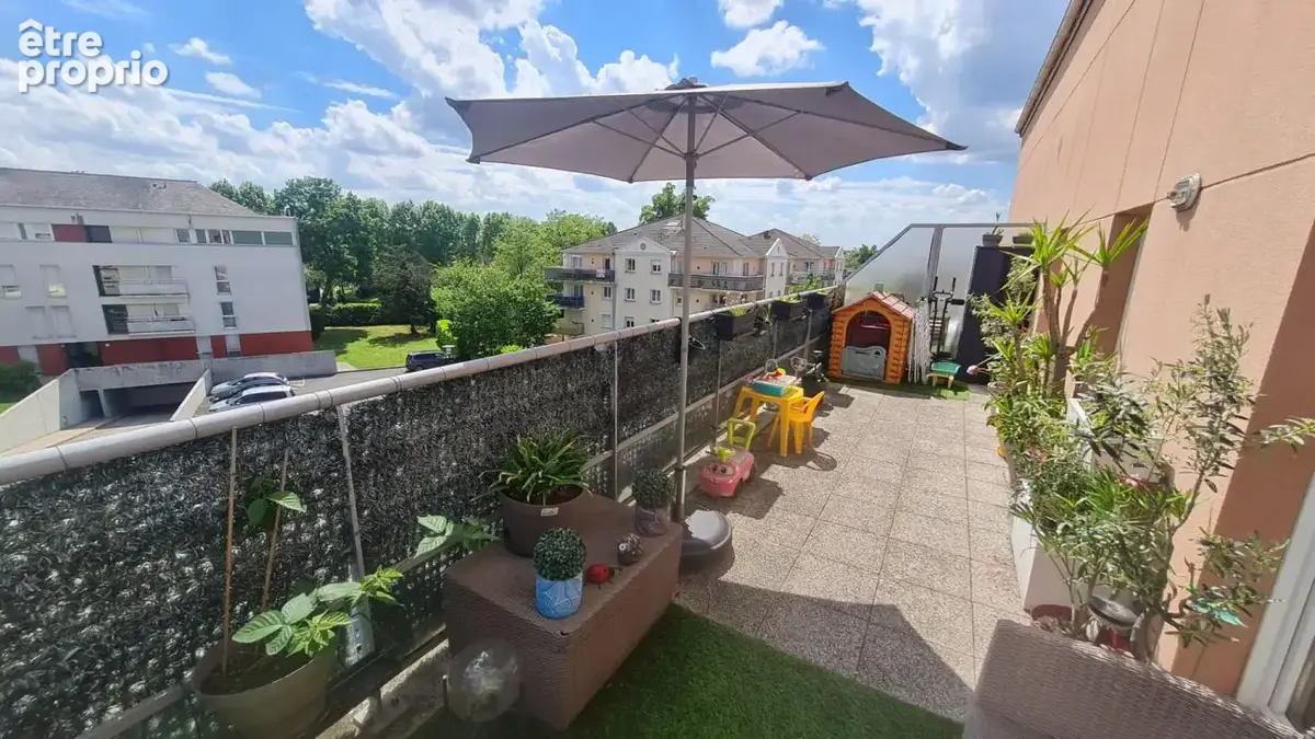 Appartement F3 2 chambres en duplex avec terrasse - photo 5