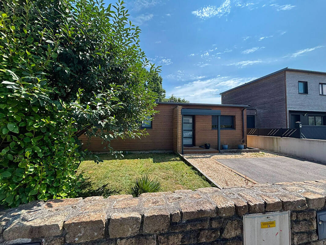 Maison - proche centre saint renan - quartier residentiel - photo 1