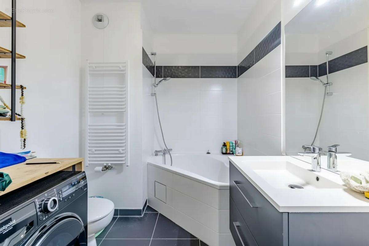 Appartement à COLOMBES